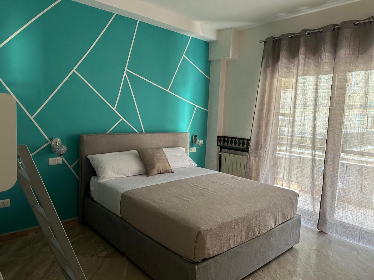 Bed and Breakfast Al Centro Formia Exterior foto